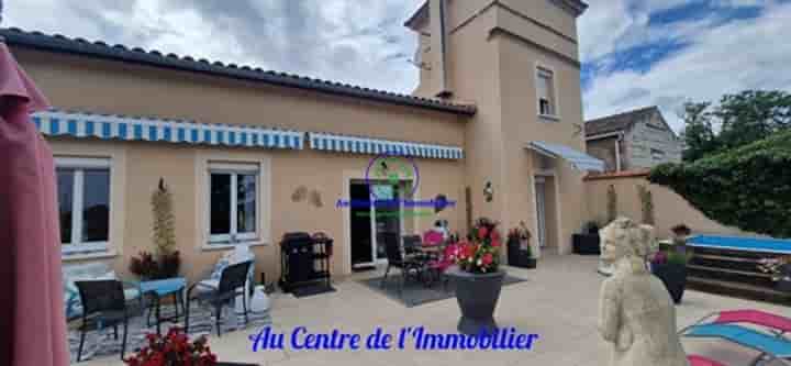 House for sale in Agen