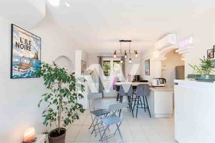 Apartamento en venta en Saint-Raphaël