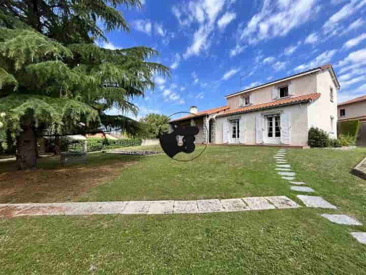 Maison à vendre à moncoutant sur sèvre