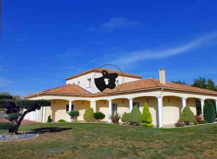 Maison à vendre à LHONOR DE COS