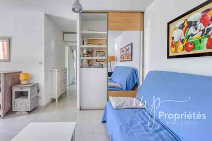 Apartment for sale in Le Lavandou