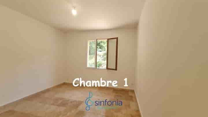 House for sale in Uzès