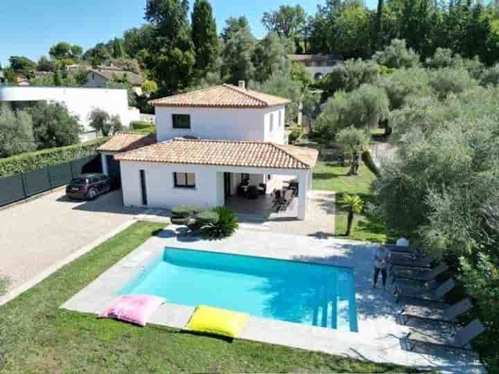 House for sale in 