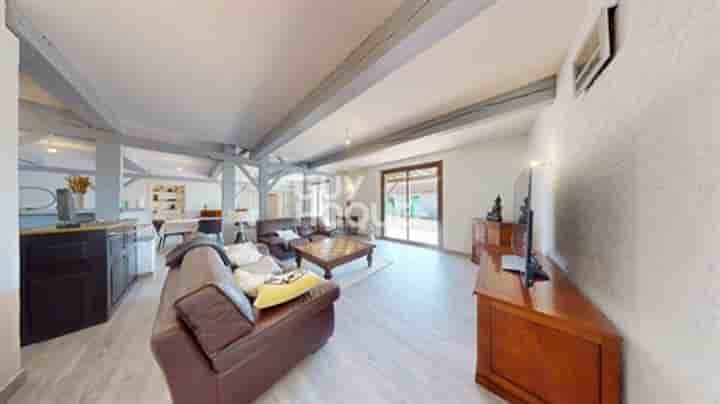 House for sale in Hagetmau