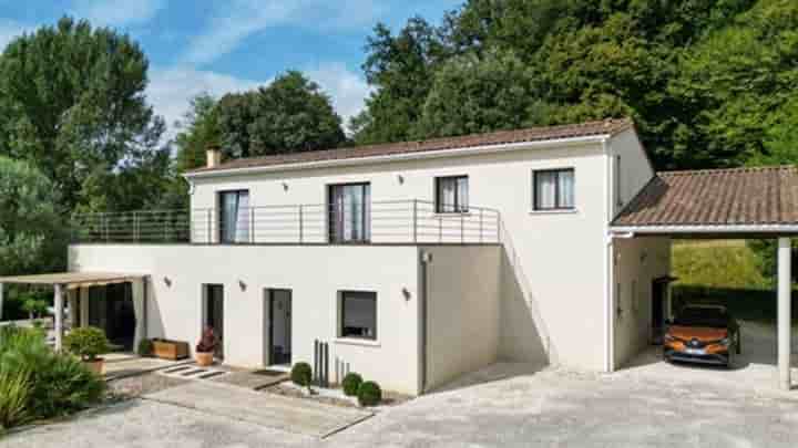 Haus zum Verkauf in Sarlat-la-Canéda