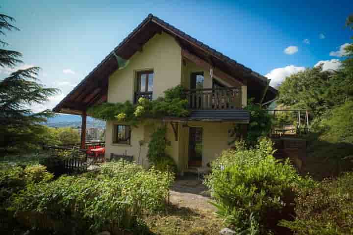 House for sale in 