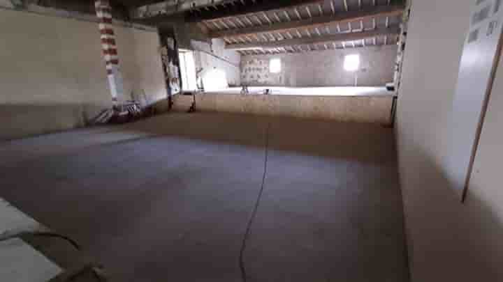 property.type.building for sale in Olonzac