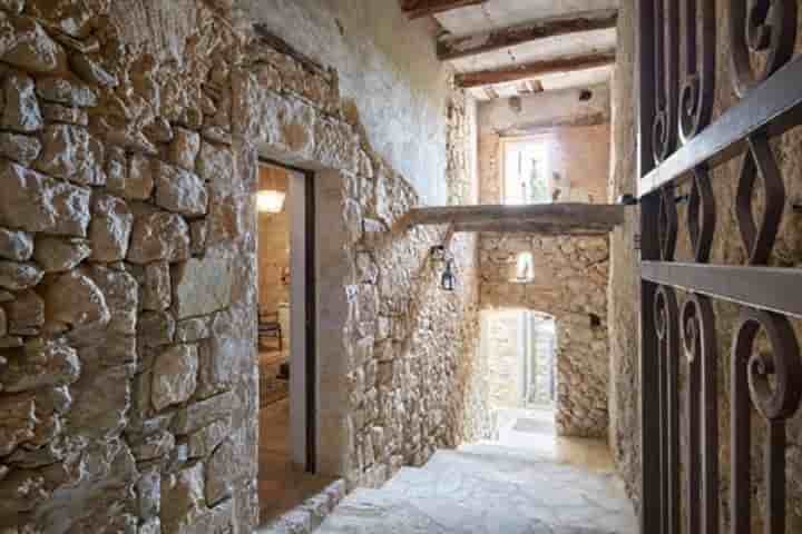 Maison à vendre à Châteauneuf-Grasse