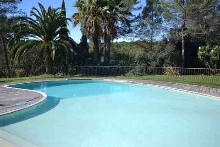 House for sale in Valbonne