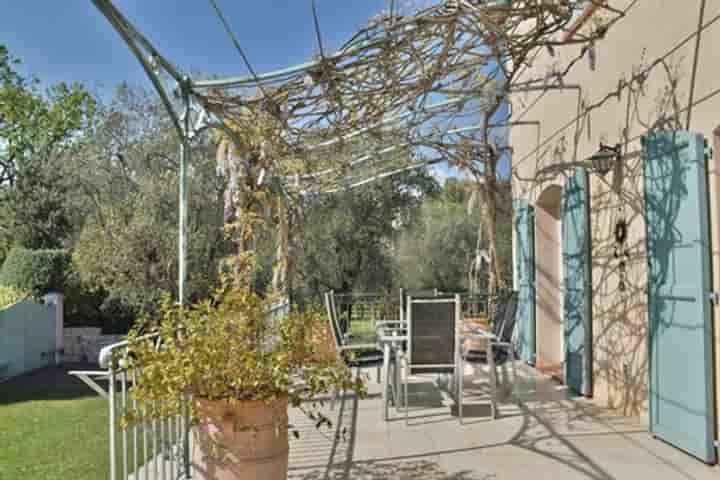 Haus zum Verkauf in Châteauneuf-Grasse