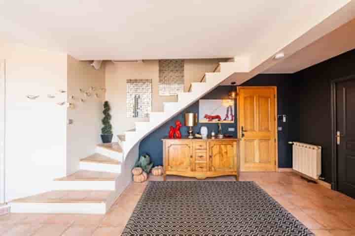 House for sale in Valbonne