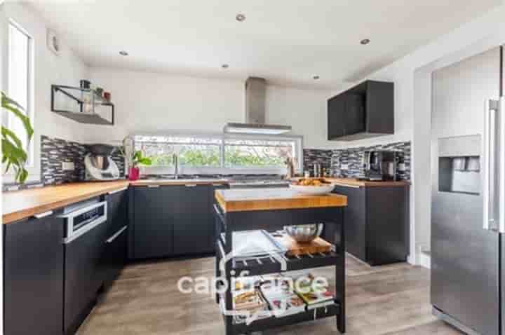 House for sale in Ormesson-sur-Marne