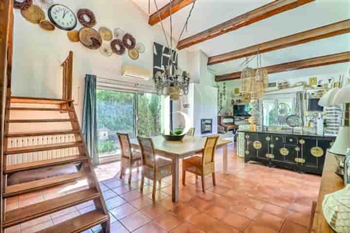 House for sale in Barjac