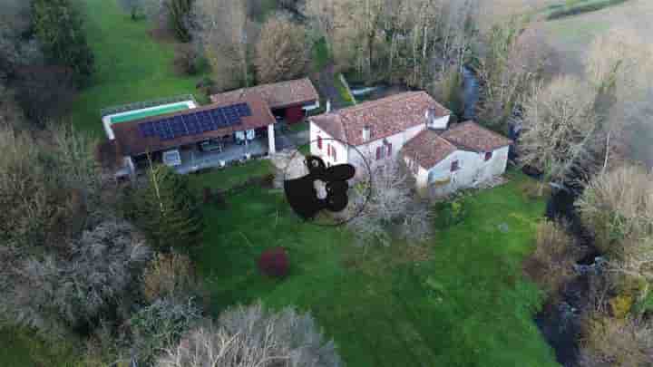 Maison à vendre à VILLEBOIS LAVALETTE