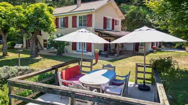 Haus zum Verkauf in Sarlat-la-Canéda