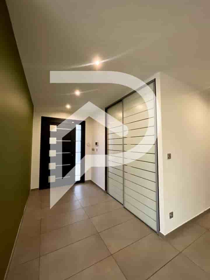 House for sale in Roanne