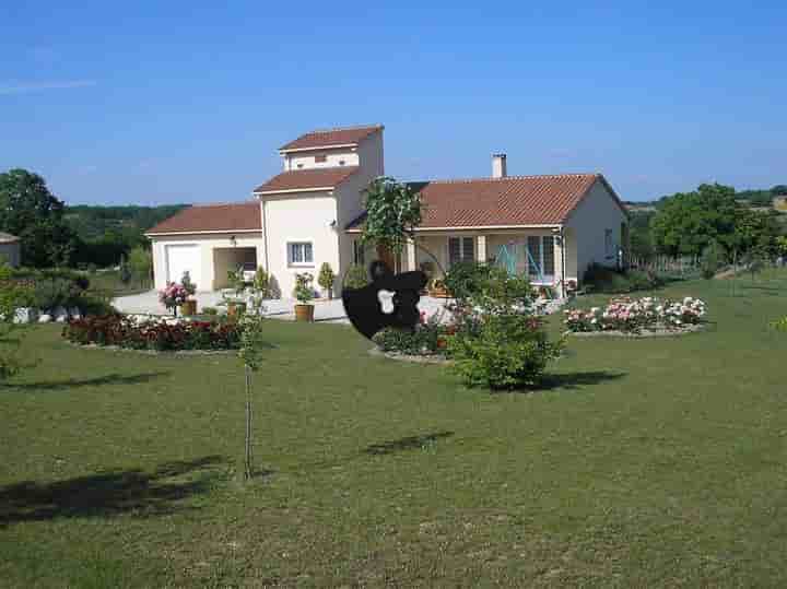 House for sale in sauzet