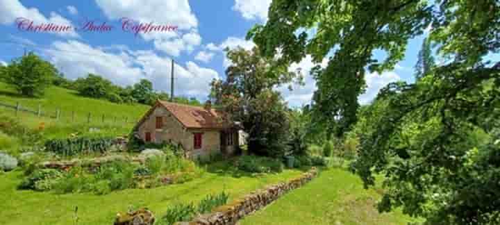 House for sale in Cluny