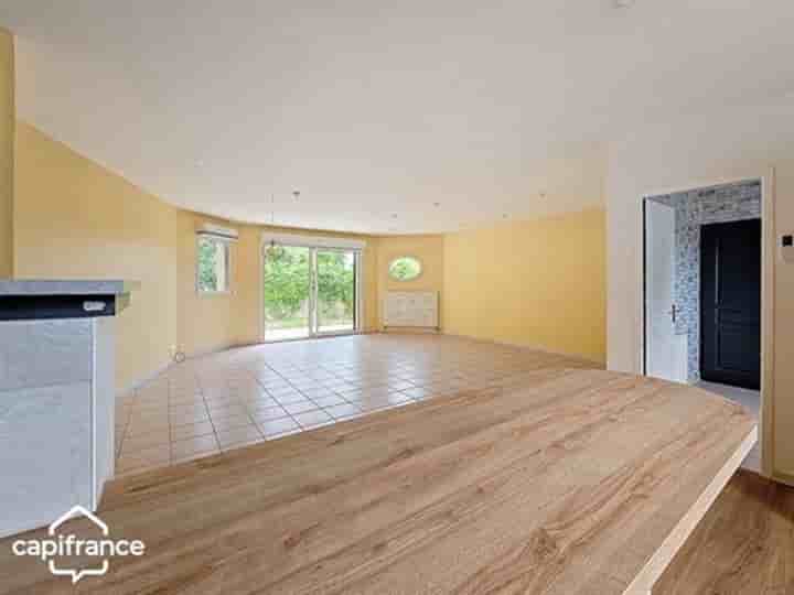 House for sale in Thouars