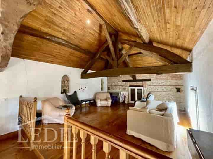 House for sale in Colayrac-Saint-Cirq