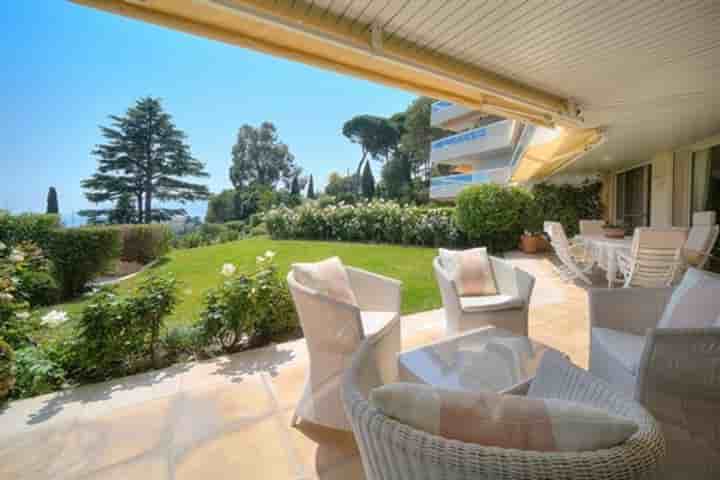 Apartment for sale in Cannes