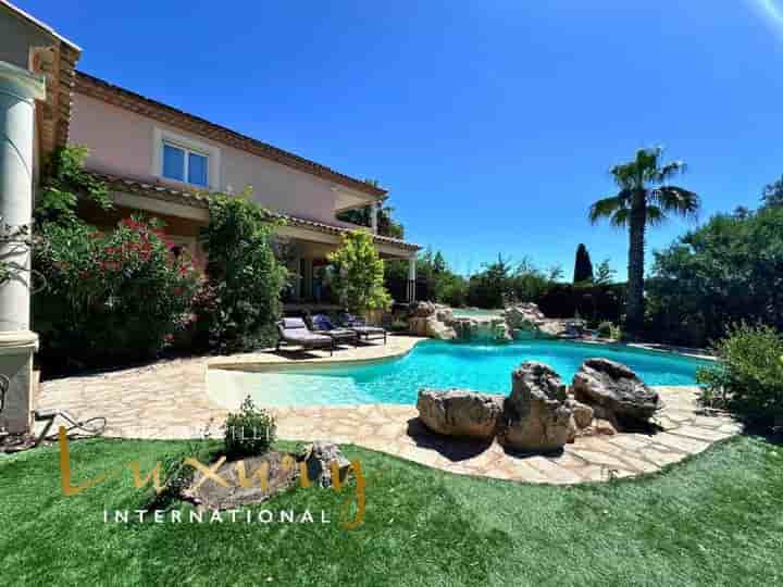 House for sale in 