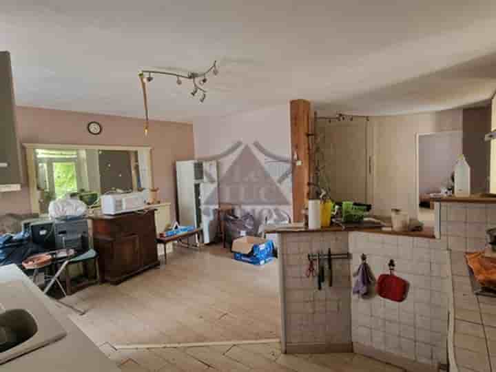 House for sale in Meyrannes