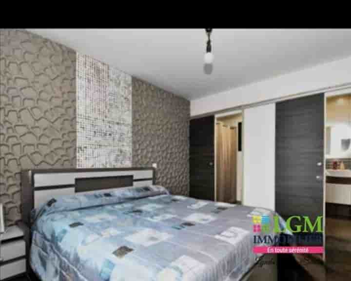 House for sale in Saint-Hilaire