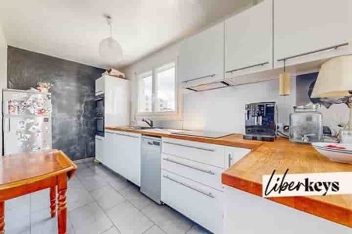 Apartment for sale in Alfortville