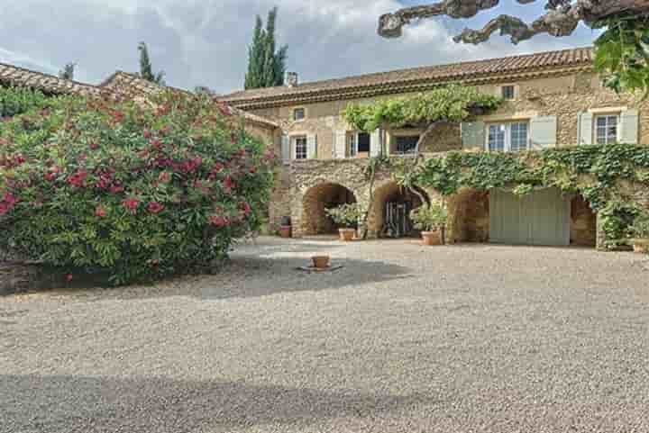 Outro para venda em Uzès