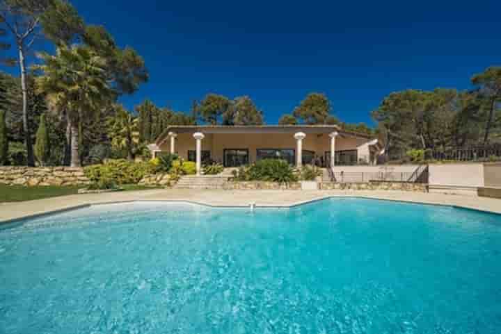 House for sale in Mougins