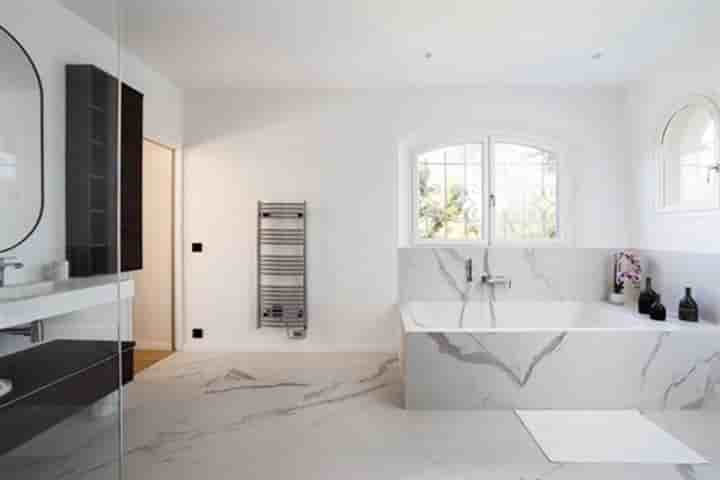 House for sale in Mougins