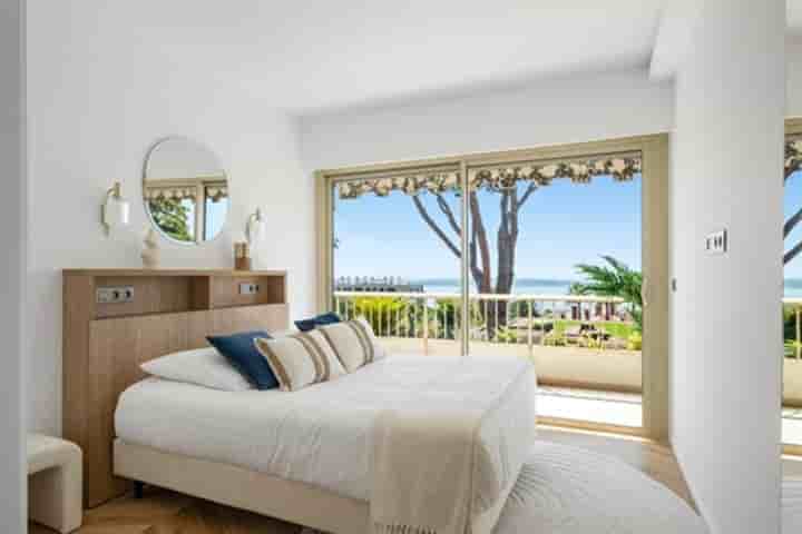 Apartment for sale in Cannes