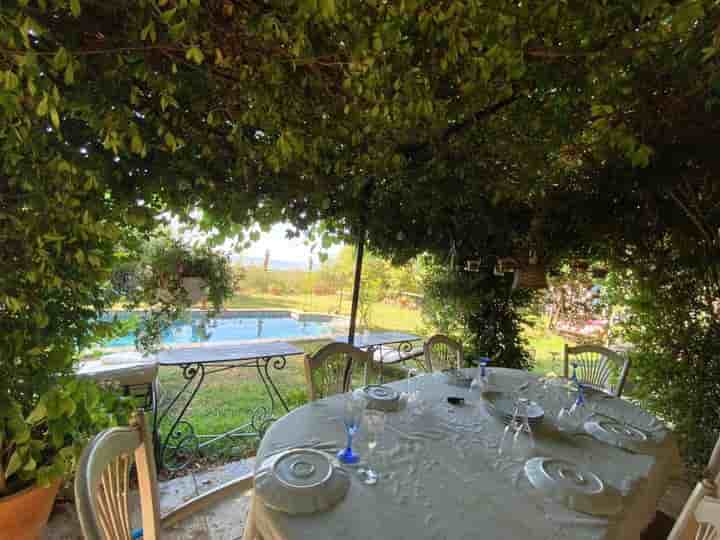House for sale in Cotignac