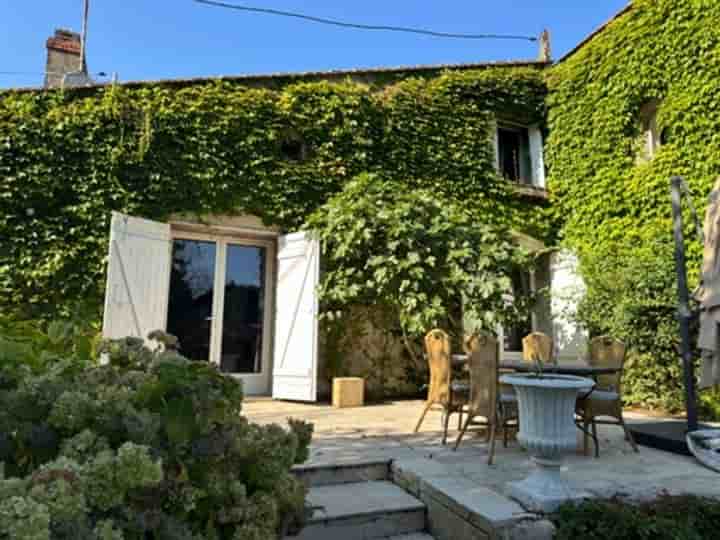 House for sale in Sauveterre-de-Guyenne