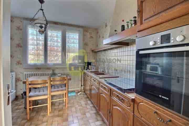 House for sale in Bourges