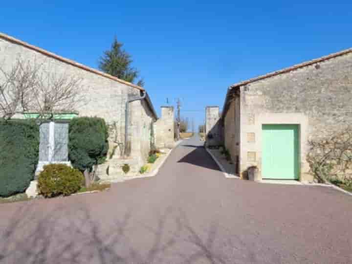 Hus till salu i Angoulême