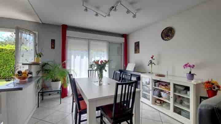 House for sale in Genlis