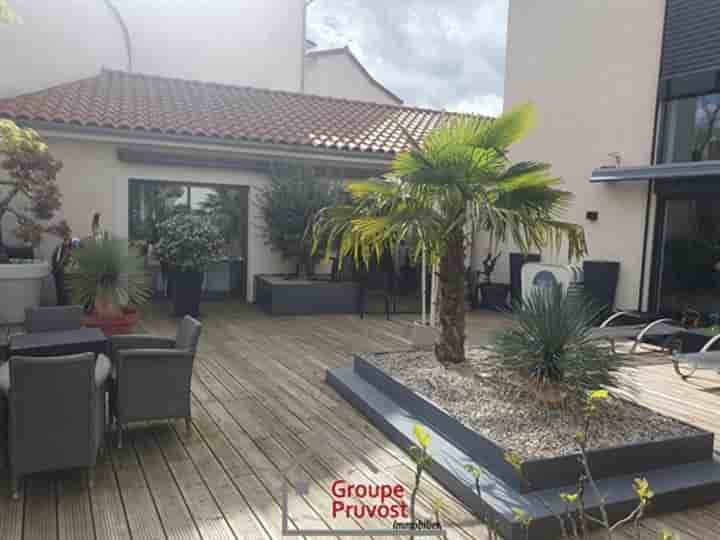 Apartment for sale in Roanne