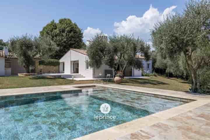 House for sale in Châteauneuf-Grasse