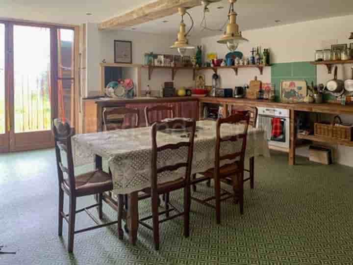 House for sale in Chef-Boutonne