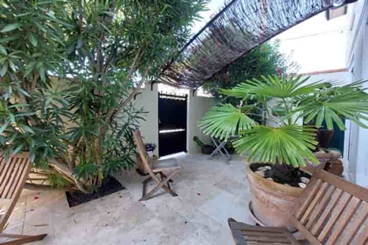 House for sale in Royan