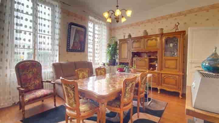 House for sale in Genlis