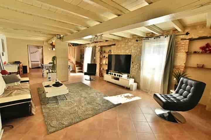 House for sale in Gardonne