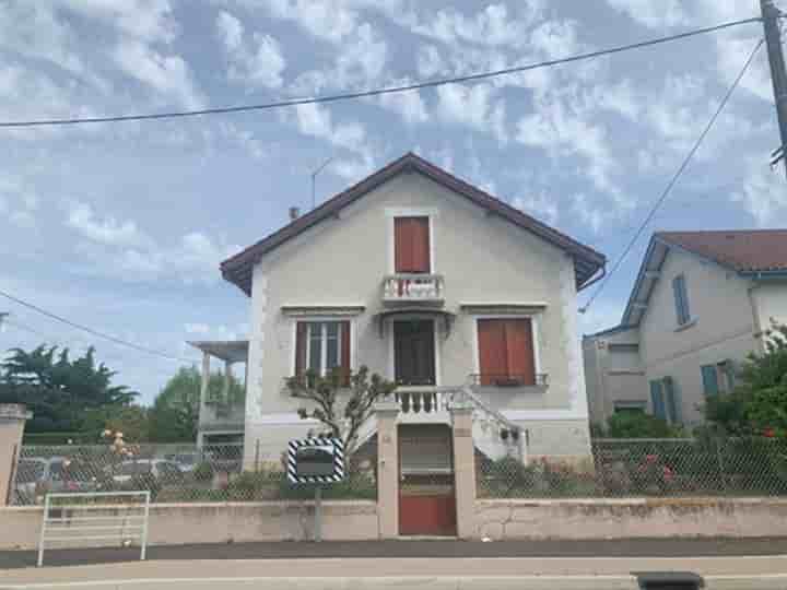 House for sale in Riscle