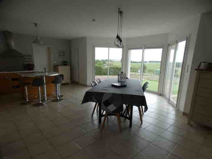 House for sale in Sainte-Hermine