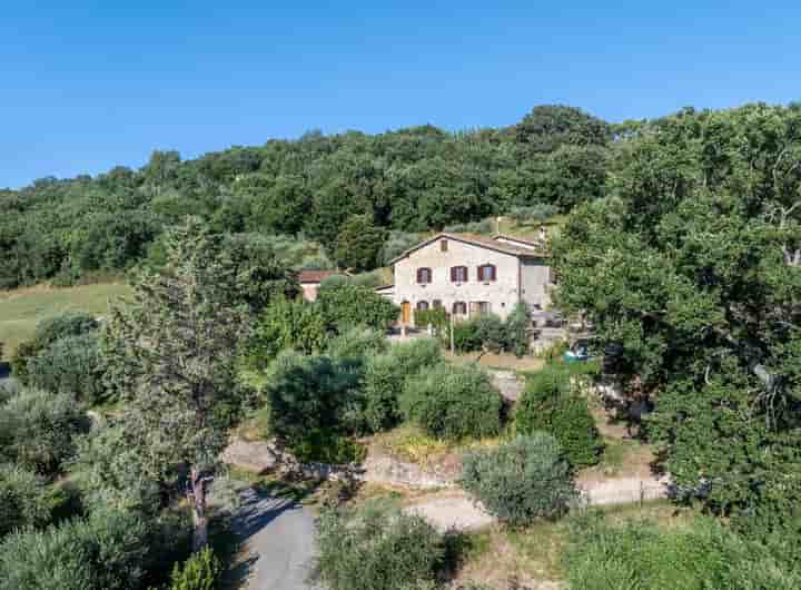 House for sale in Assisi