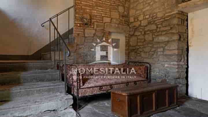 House for sale in Cortona