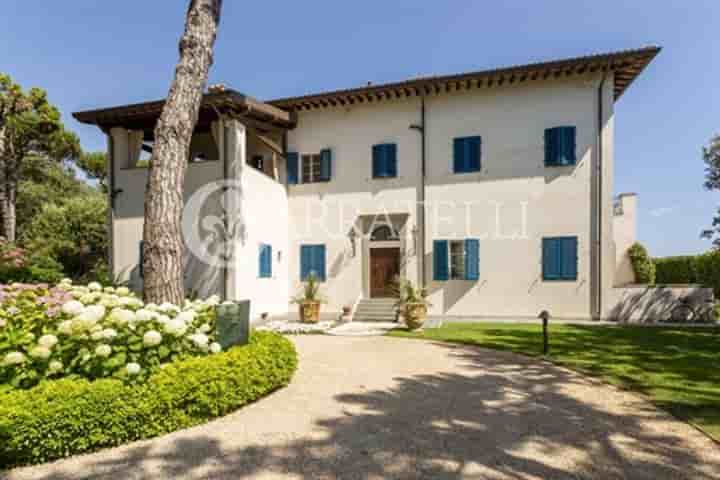 House for sale in Massa