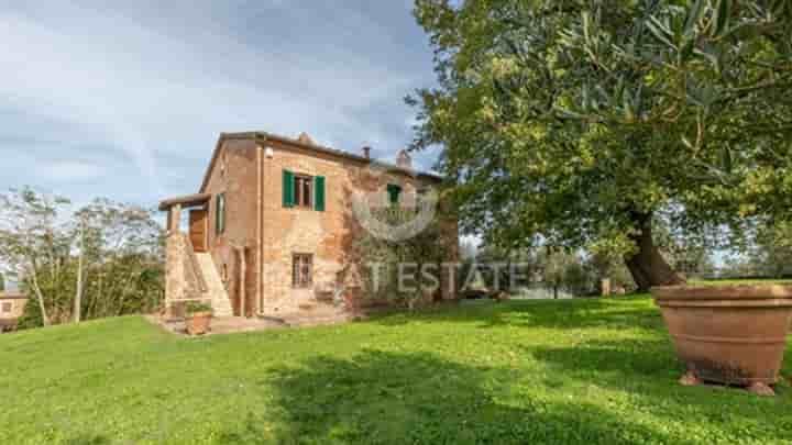 House for sale in Castiglione del Lago